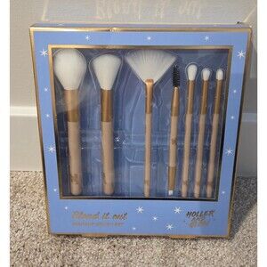 Holler & glow 7 piece makeup brush set